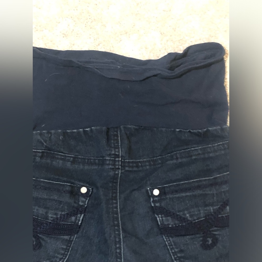 2/$20 Indigo Rein Maternity Denim Shorts Dark Wash Cuffed Full Belly Panel Sz M - Picture 6 of 12